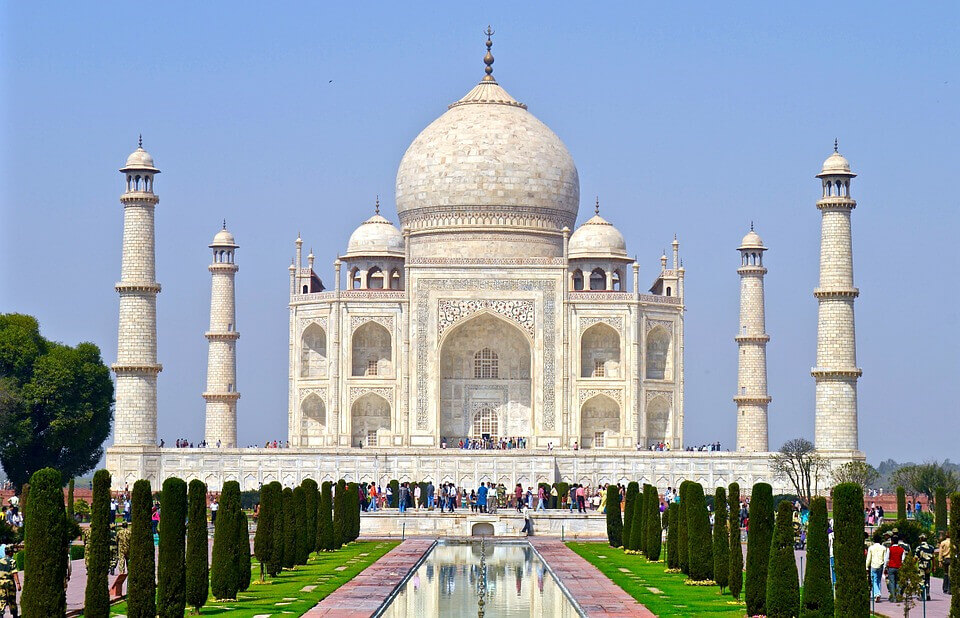 Delhi to Agra outstation journey view - view 2